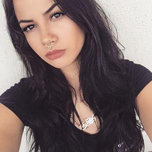 Name: Bambi
(<a href="/onlincBambi/">Bambi♕</a>)
Rt if you'd date her (I'll match you with her)