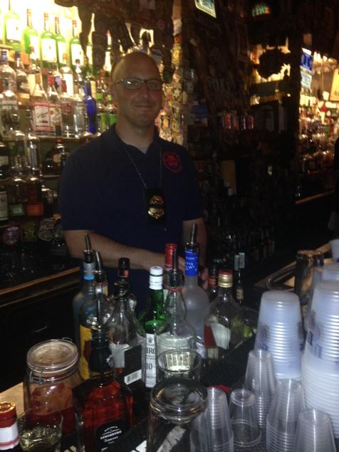 dsgrntldregular's tweet photo. Trooper Sudz. Serving justice one glass at a time. #policeweek @TeamSupremeDC @TheCTeamDC @rjk113 http://t.co/bRmJ95CUCZ