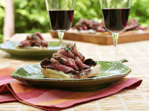 lailvineyards's tweet photo. “Why would you drink wine with a sandwich?”  “Why on earth wouldn’t you?” Eric Asimov.  #BlueprintTuesday http://t.co/RTU4qNwdqU