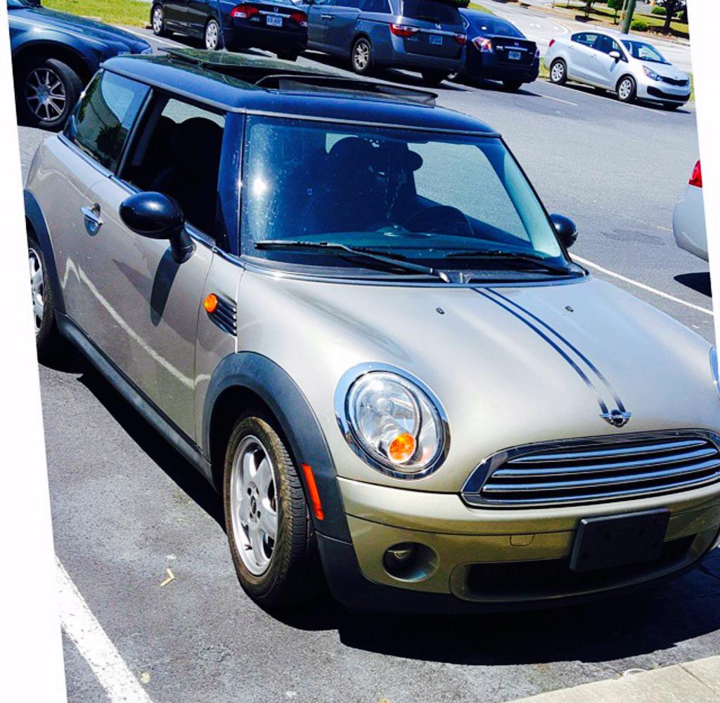 JacobEdward715's tweet photo. My precious baby girl.<3
#minicooper #coopernation #cooper http://t.co/Nj4t2Yn8Wv