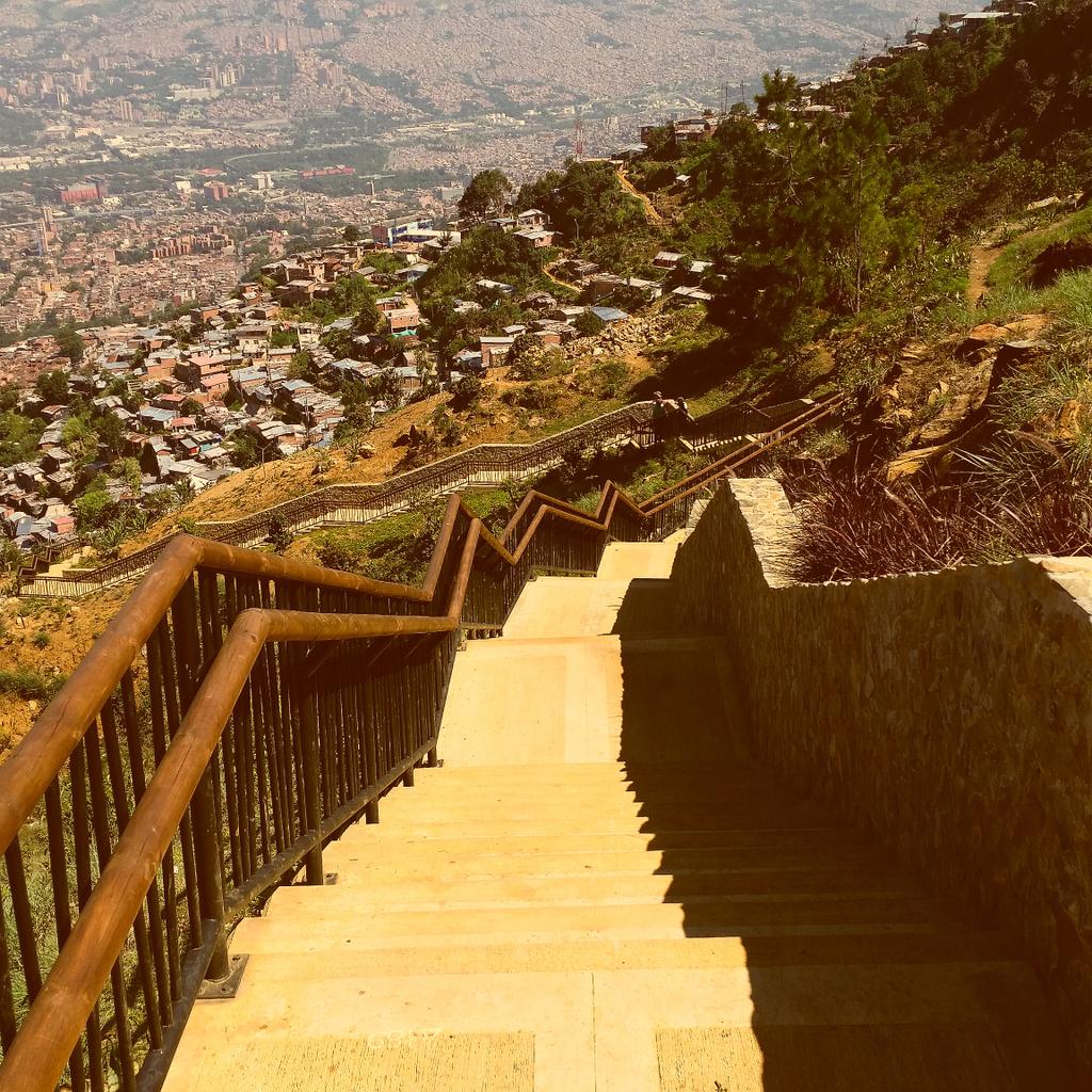 Latinfilmaker's tweet image. Jardin circunvalar una solucion sostenible para el desarrollo de Medellin, imnovaciones visibles.