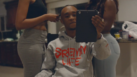 rapplughiphop's tweet photo. Video: @RaeSremmurd – #ThisCouldBeUs http://t.co/X7rA9EDYt2 @Jxmmi @iHipsterLee #SremmLife #EarDrummerRecords http://t.co/4pWxDMlR1w