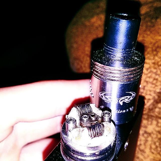 cbhsb761's tweet image. 26 Guage twisted mmm yes #vapemagazine #pavapers #dripperfiend #coilporn