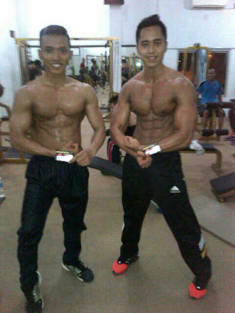 Gym_Perfecto's tweet photo. selamat buat @akhmad_lintang yg telah dapat free member seumur hidup dan indat N_s dapat 4tahun free member.. http://t.co/ekCnfIrKUH