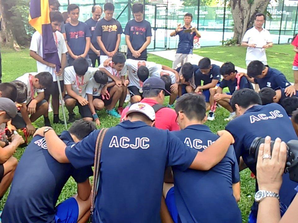 ACJClive's tweet photo. Congratulations to the Tennis boys for fighting a good and honest fight and emerging as 1st Runners Up!!!! http://t.co/HeBM8Cy9he