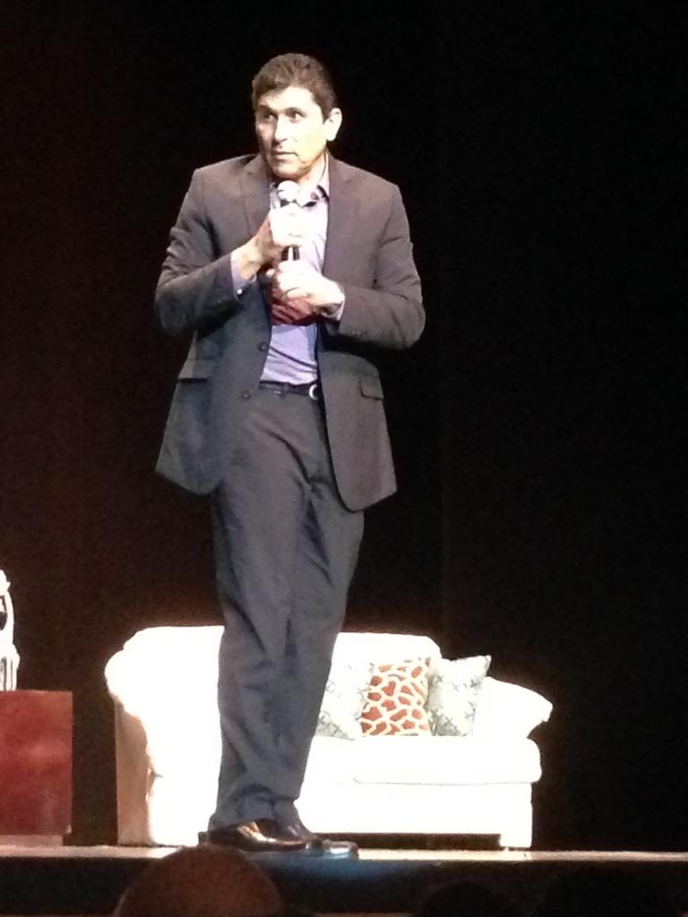 alexsvaldes's tweet photo. @drcesarlozano gracias por venir a Monclova http://t.co/ZS5AVv9GtH