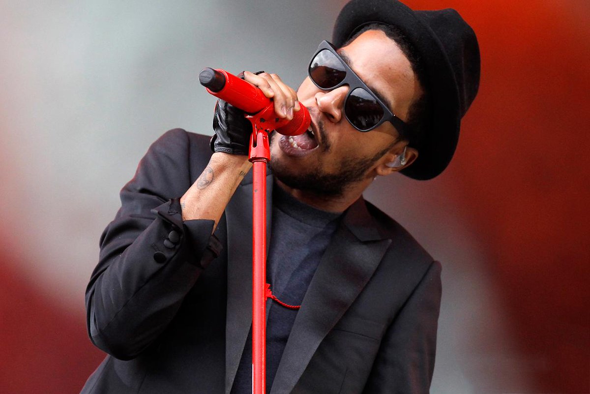 HYPEBEAST's tweet image. Listen to a preview of @KidCudi's new music.
hypb.st/RHD3S