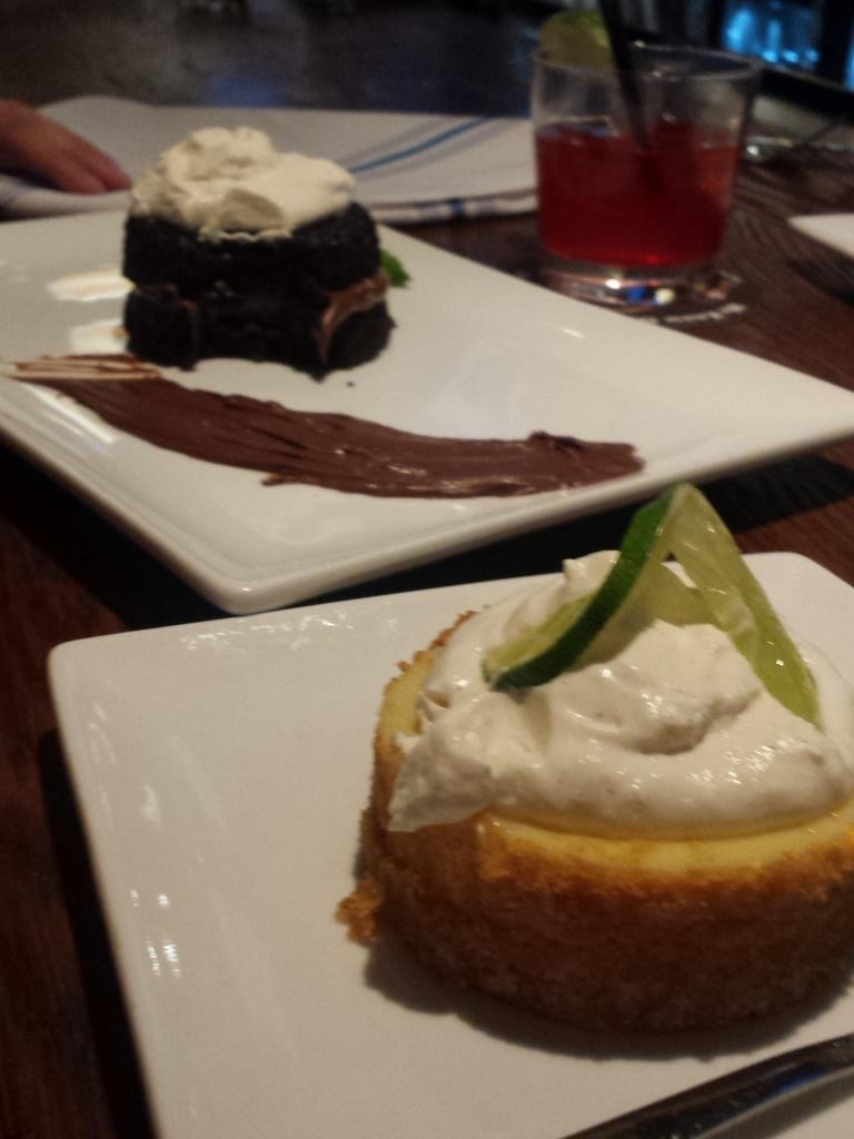 3dbultje's tweet photo. Omg. Yum. #stoutstreetsocial http://t.co/WaaDYmhZb8