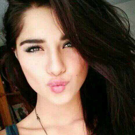 chtskings's tweet photo. Se q estas bien y eres Feliz mil Bendiciones a tu Bella Familia t Quiero Mucho Hermanita Mi Angel Bello =) @SELMGTB http://t.co/bnF93ogSTA