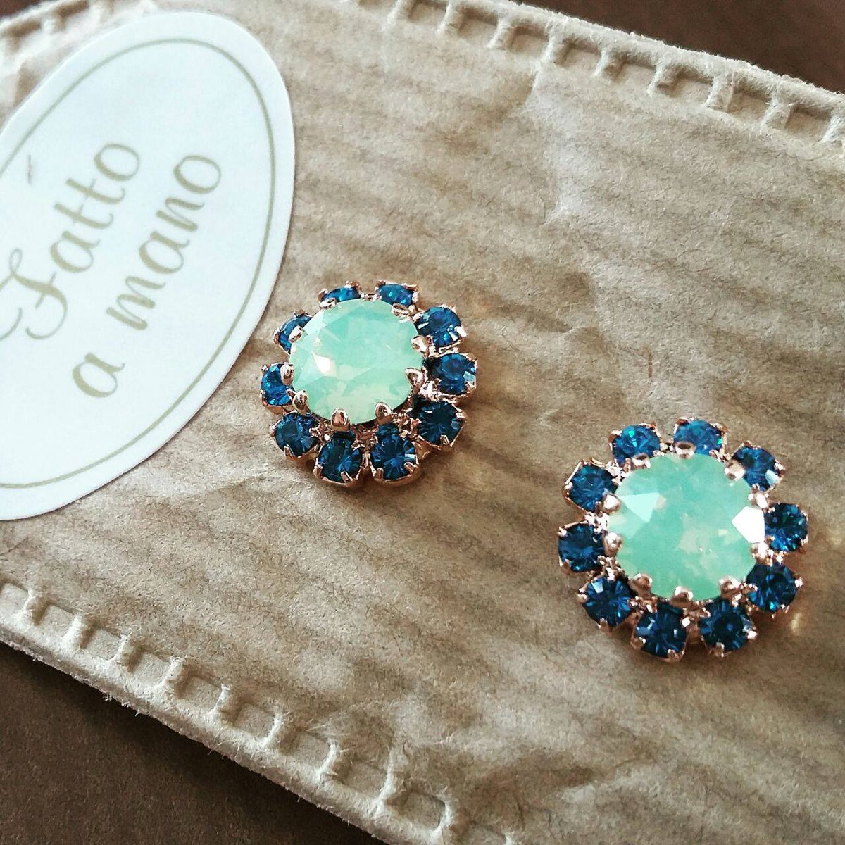 BlancaCreations's tweet photo. Quality and value accessible to everyone http://t.co/Rot0WEGeOy #accessories #Italy #handmade #picoftheweek http://t.co/nBT5DIbp23
