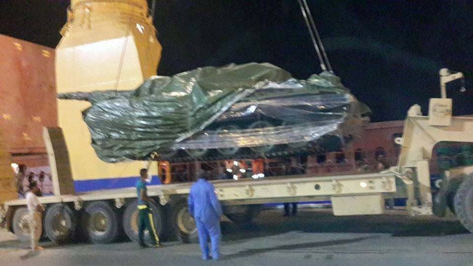 مصدر في ميناء أم قصر: باخرة قادمة من روسيا تحمل "أسلحة ثقيلة" تصل العراق  CE34YwaXIAAW5eY