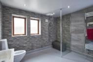 NStonesBuilders's tweet photo. Completed ensuite with @GeberitUK toilet and walk in shower @WyvernArch http://t.co/yT4YynHwEI