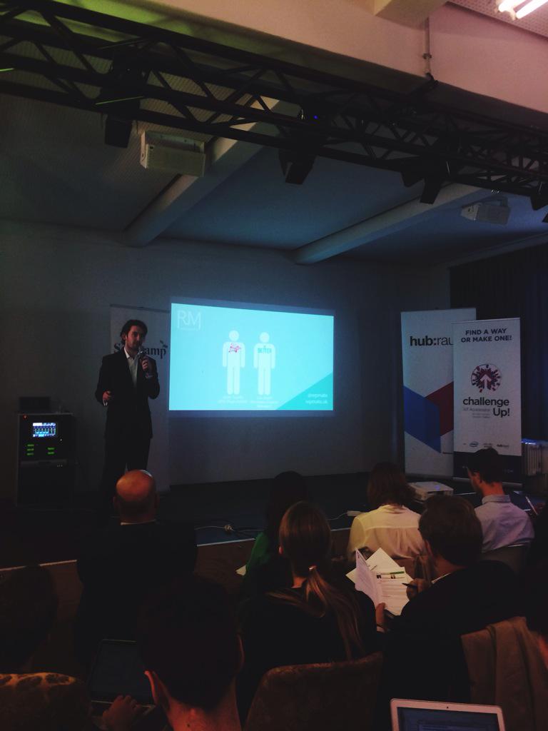 repmate's tweet photo. #seedcamp pitching @repmate http://t.co/CmSQUMqw1J