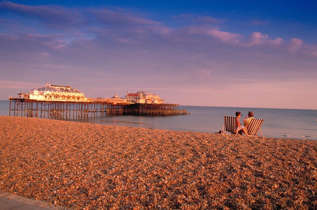 VisitBritain's tweet photo. See all the sights of Brighton from an open-top bus: http://t.co/9aj4wlDxPl http://t.co/WKEBuIY0UG