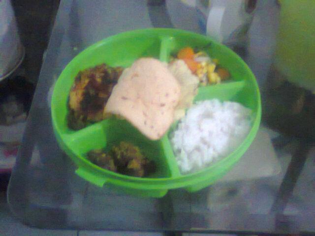 SintikheB's tweet photo. Waww...It's so yummy.Thanks,momm :* http://t.co/ejyLqfDdj9