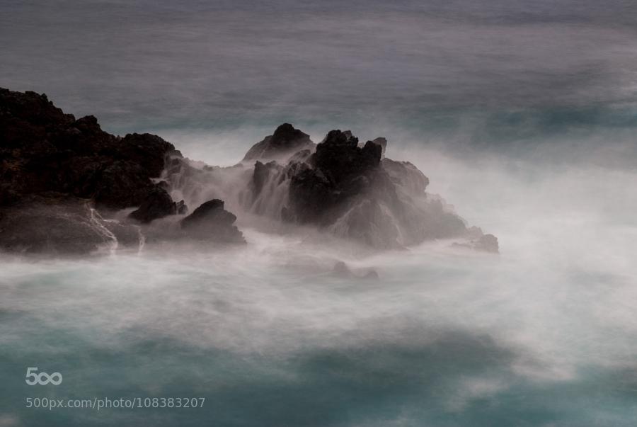 CoverGap's tweet image. Mystic Motion by ... - covergap.com/mystic-motion-… #LongExposure #Madeira #NeutralDensityFilter #PortoMoniz