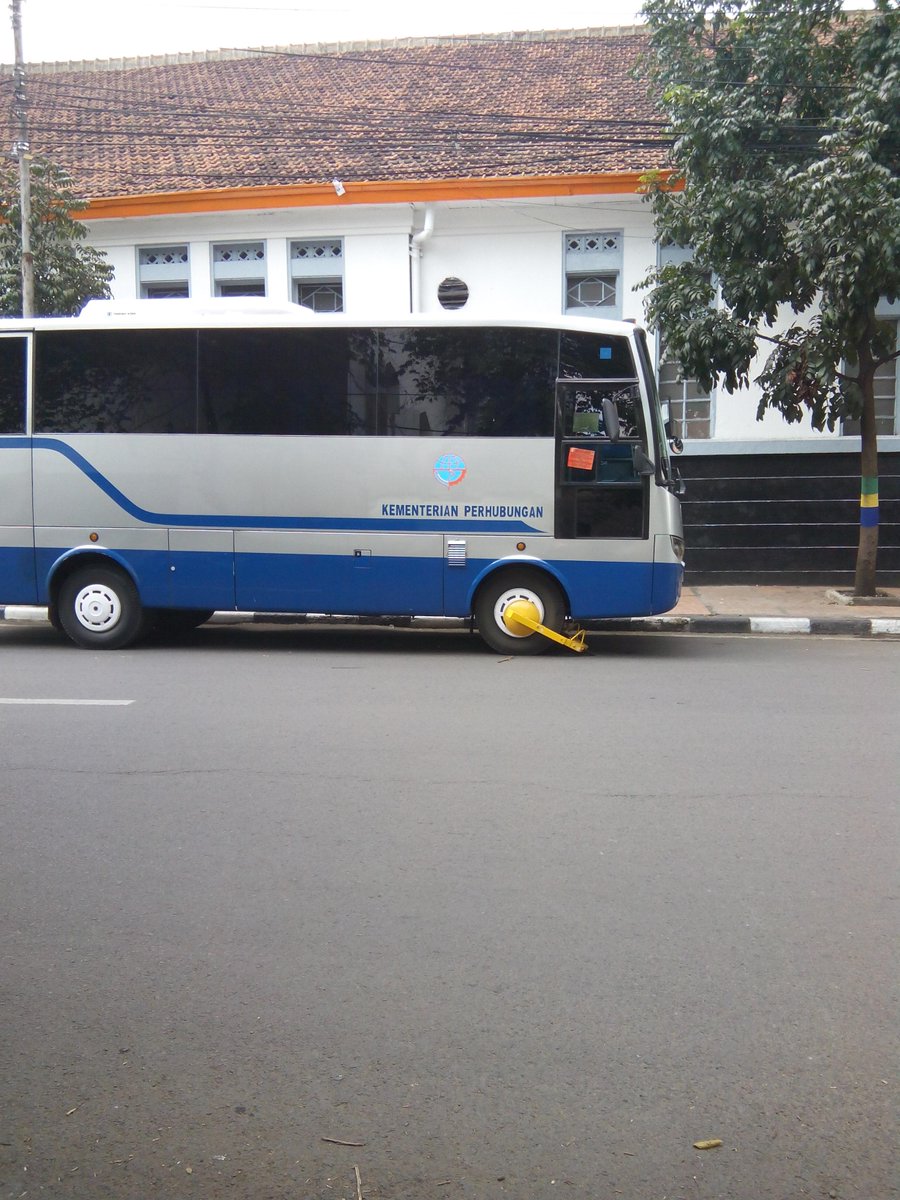 infobandung tweet picture