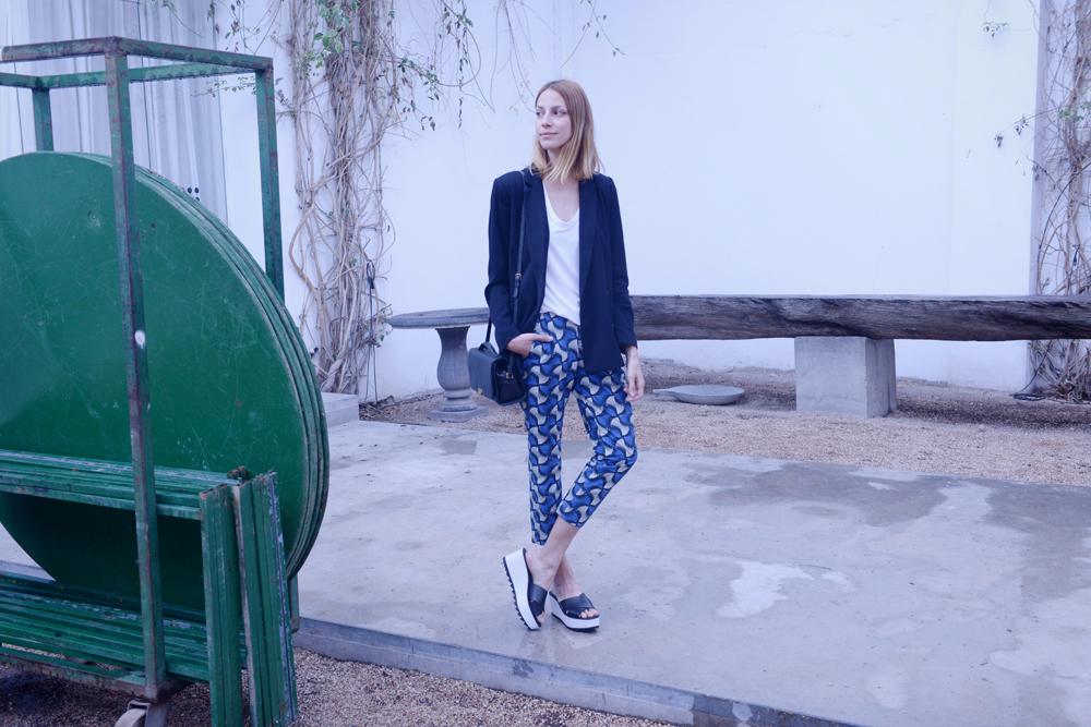 Chloe_Stora's tweet photo. Le #pantalon #Phileas par @Chloe_Stora dans un #look #MMMWAM : http://t.co/h2KtdAmyvd
http://t.co/Dwte6Or8Uh http://t.co/IPhZz7YPls