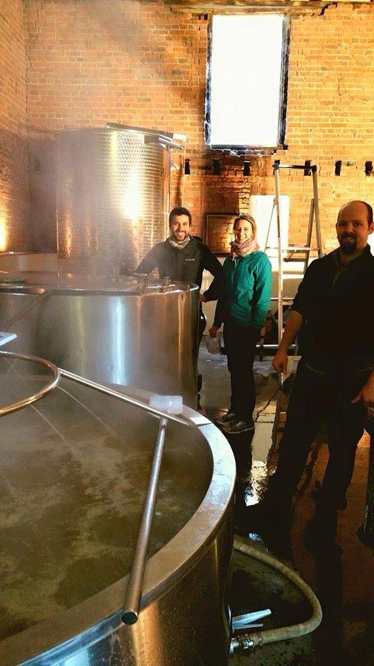 Redlands Head Distiller Dean showing Distillery School students the ropes - more info on the course on our website!