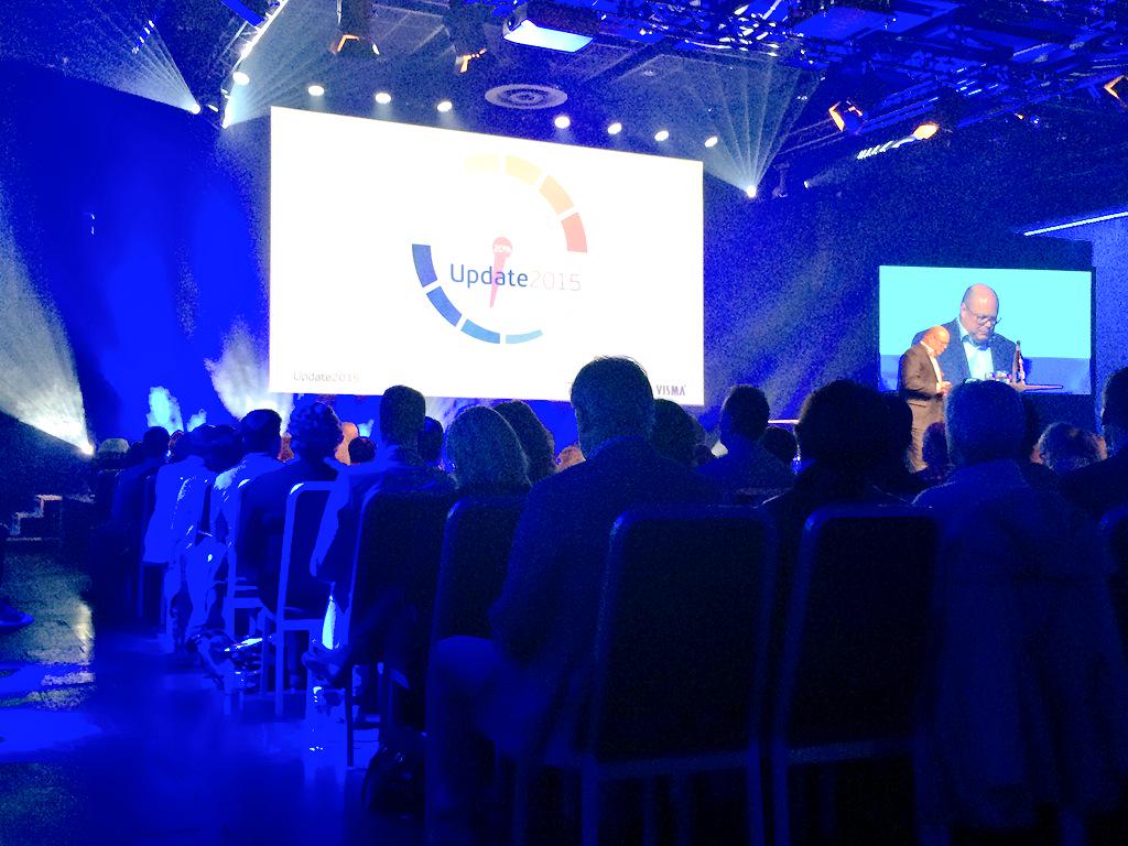 VismaSoftwareDK's tweet photo. #update2015 er i fuld gang. 800 Norske kunder er samlet til et brag af et arrangement i Oslo. 
#vismaDK http://t.co/QOnJYFD7nD
