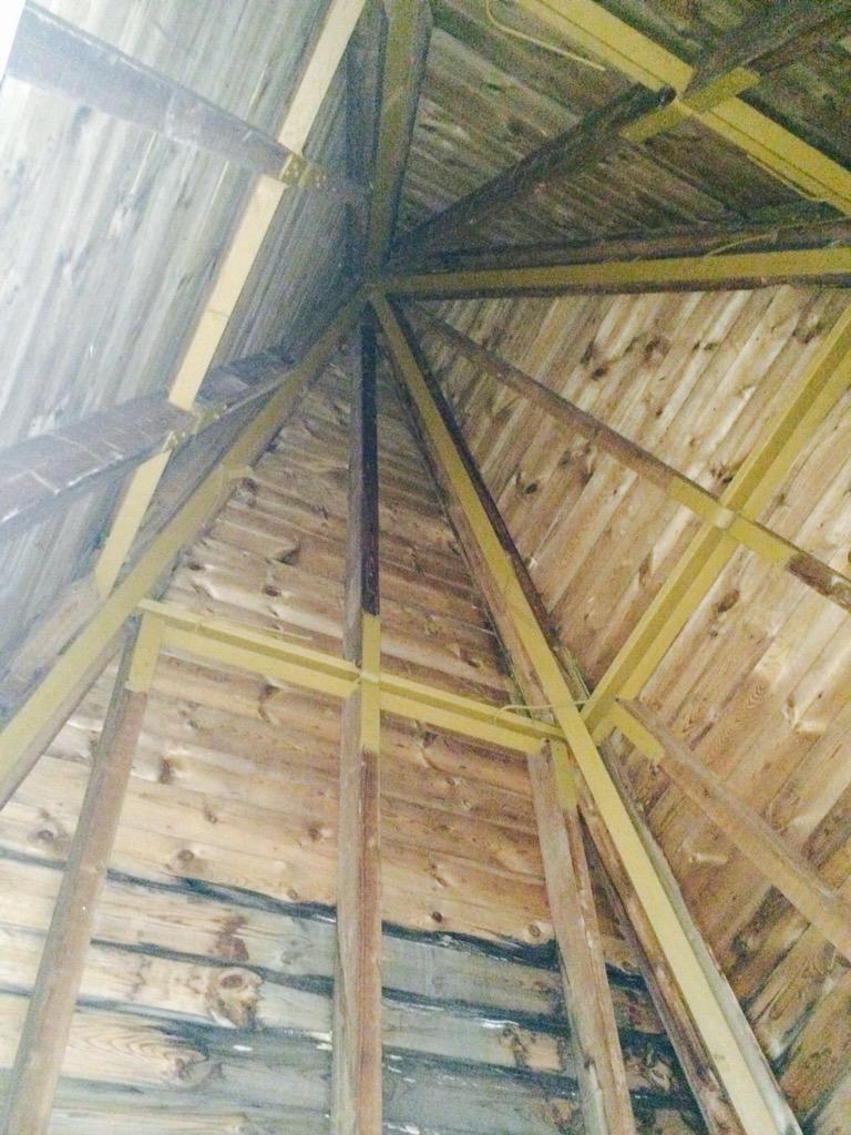 callerguestejas's tweet photo. Restauración cubierta http://t.co/ygrLdhbooS