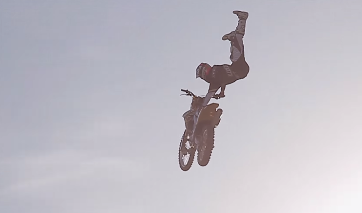 El show de <a href="/Lleides_/">Lleides</a> en Albatarrec, en 1 minuto

trickon.com/fmx/video/llei…

#fmx #trickontv