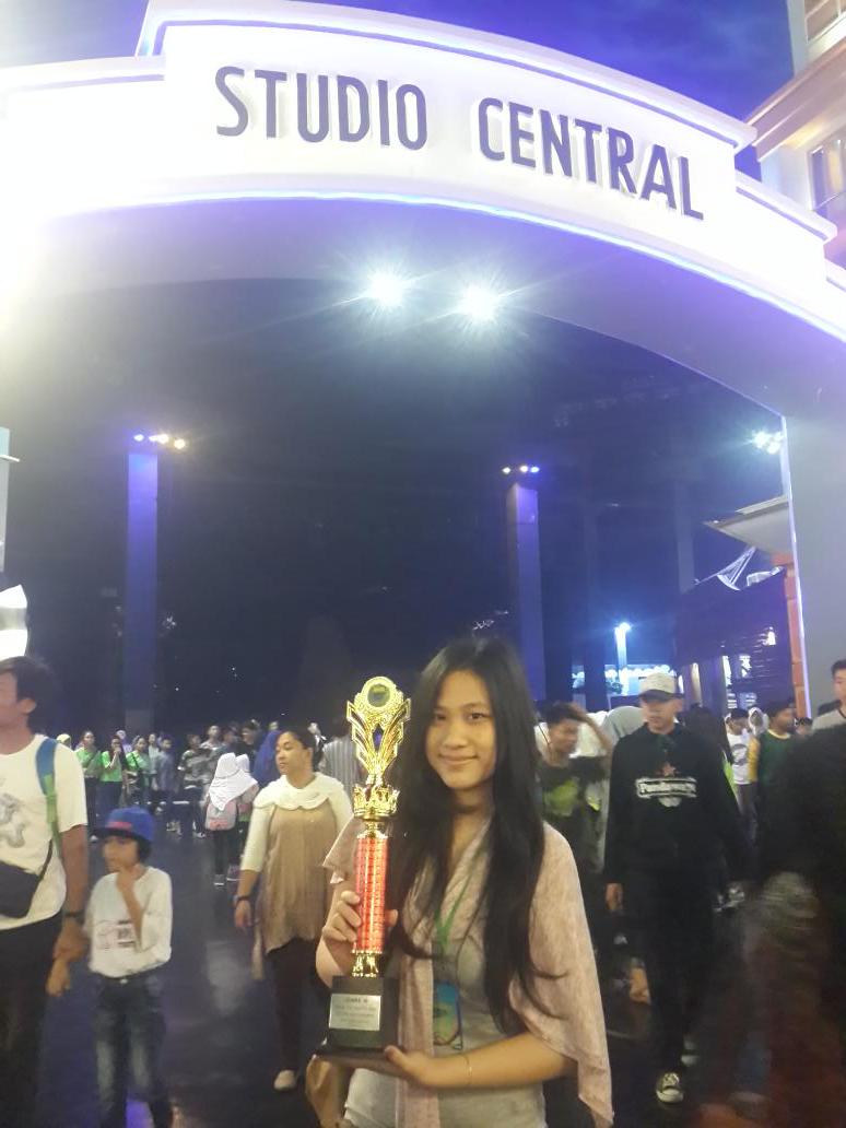Trans Studio tweet media