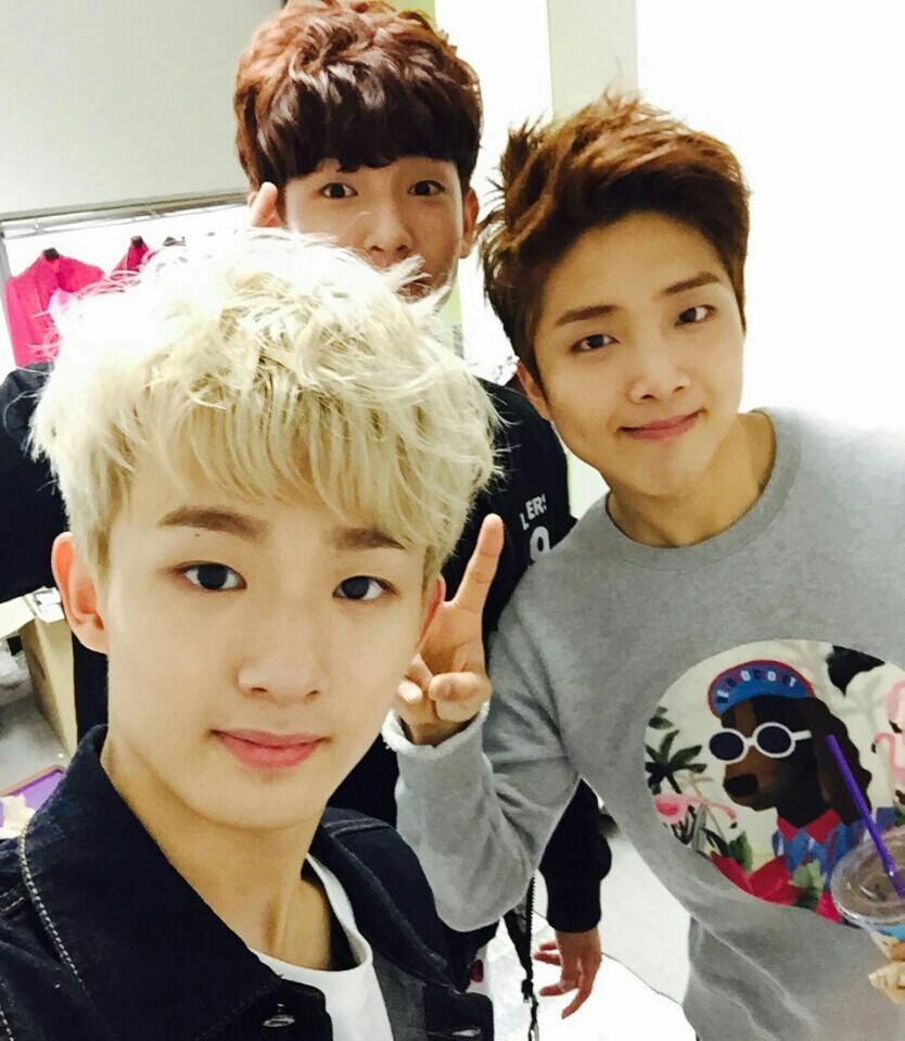 CE3xBdwUEAADKMx.jpg:large