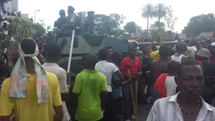 Watu wakisherekea jijini Bujumbura..