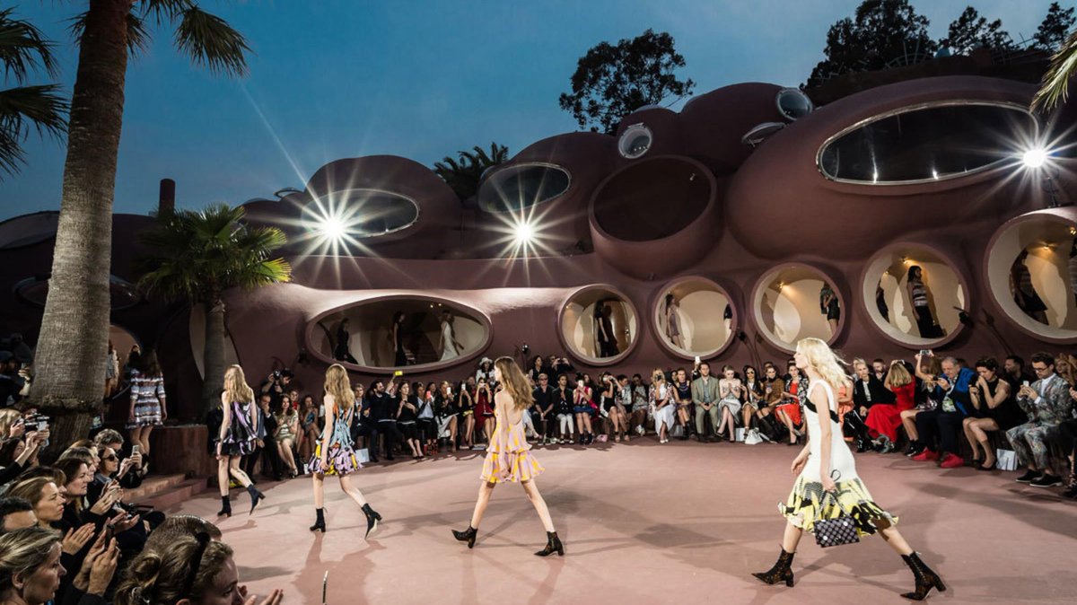 Dior showed its cruise collection in a bubble palace #architecture #fashion