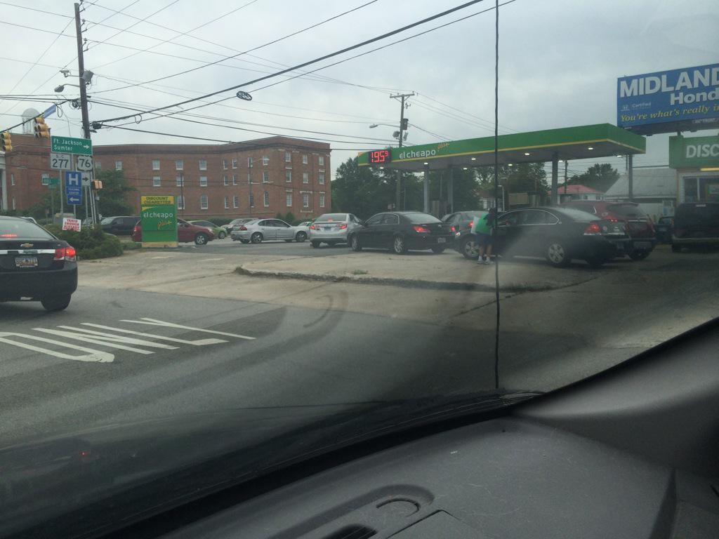 WACHShelli's tweet photo. Gas station on Elmwood and Bull packed as an anti-gas tax group helping pay for people fueling up @wachfox #scgastax http://t.co/PAtFiGEkEt