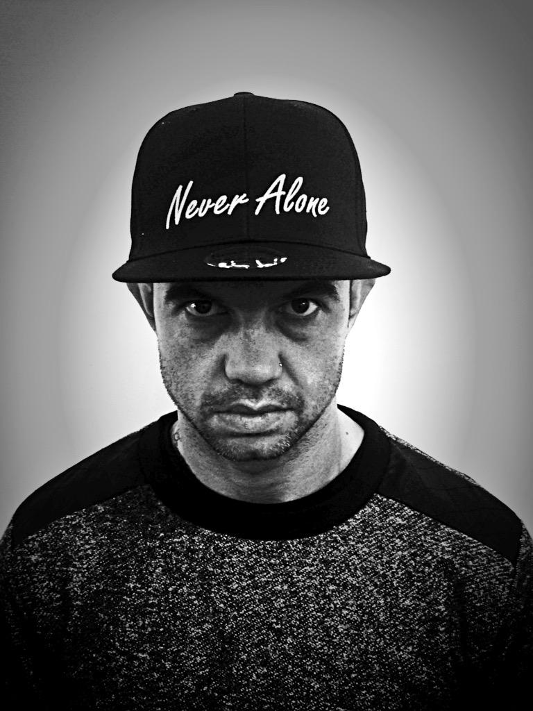 joewilliams_tew's tweet photo. Just remember - in your darkest times, and you feel alone...

You Are 'Never Alone'

@IndigenousX @NRL @SFightersDU http://t.co/qS21cxDpVe