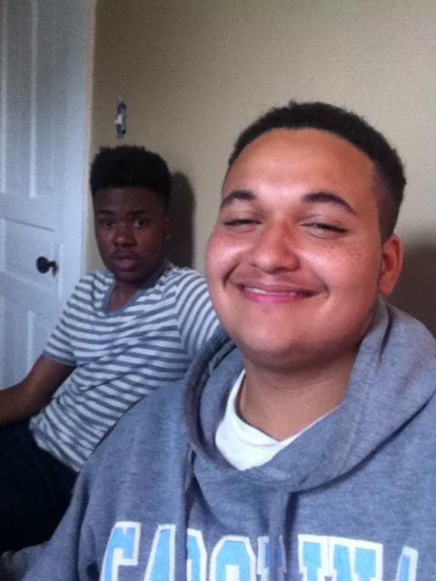 TyrelleGray's tweet photo. Why was I leaning ? 😂😂😂 http://t.co/AnGhEmR4gD