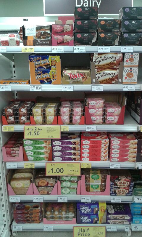 5086express's tweet photo. Remerch on cakes http://t.co/LgMdiKJLCk