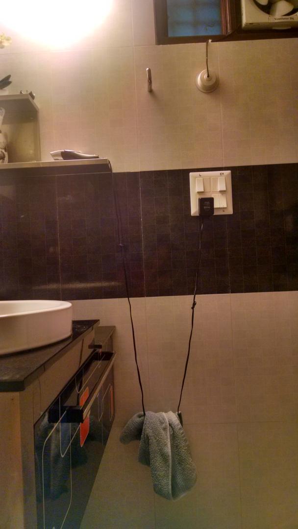 My hand towel tried to commit suicide. Got caught on the trimmer wire. 
#DieAnotherDay #GuessWhereITookThisPhotoFrom