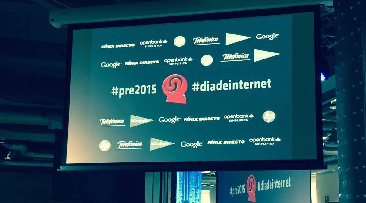 jaime_rdes's tweet photo. Gala Premios del Día de Internet 2015, estamos nominados :) Deseadnos suerte #fingersCrossed #pre2015 #diadeinternet http://t.co/Wa83DWSHcN