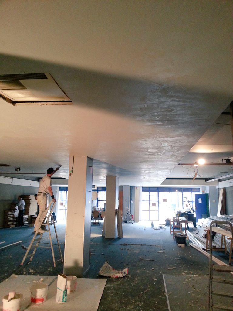 stucadoorquist's tweet photo. Ook deze is weer strak en glad, dankzij #knauf #topfinish. @BoekhandelBarth  succes in de nieuwe zaak. http://t.co/oOwHCB6bkb