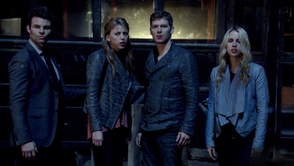 recapblog's tweet photo. ¿Cuál va a ser la nueva dinámica familiar de los Mikaelson en la 3T de #TheOriginals? http://t.co/kZHlhvDgCN http://t.co/kVGkcOBfkh