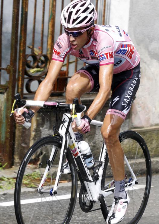JoseFeliix_97's tweet photo. Llego tu día!! #followingcontador #goconta @albertocontador http://t.co/cQVV6qblMo