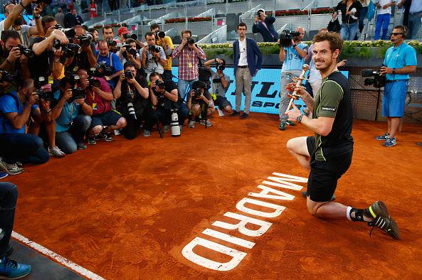 BBCSport's tweet photo. 3 titles in a fortnight? Listen to @andy_murray's 2nd round match at the #RomeMasters http://t.co/ZDEanJKdLn http://t.co/0SbNIhsPnN