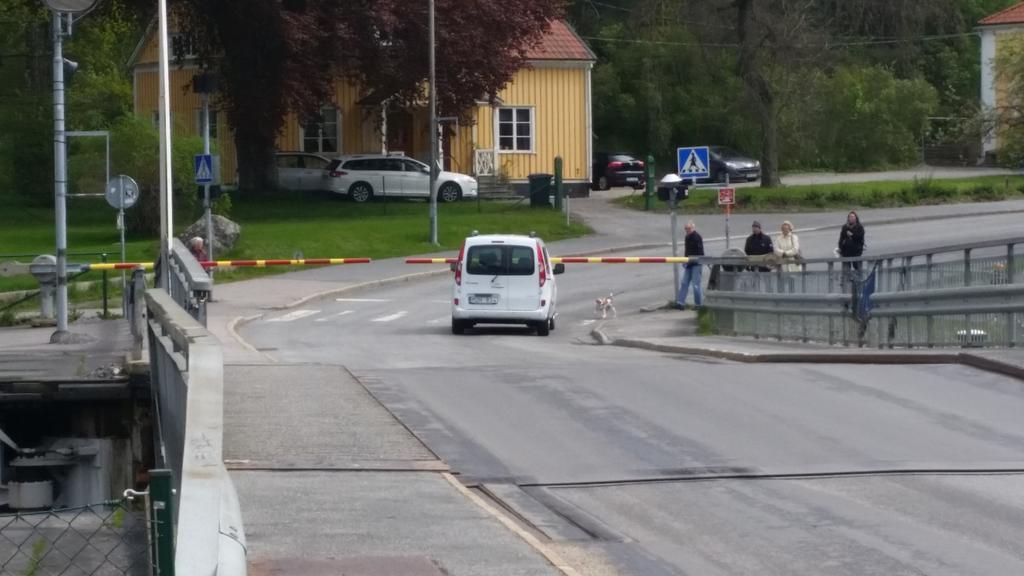 JSjolin_'s tweet photo. Så nära. Så nära. #braparkering http://t.co/4pTPlW83AH