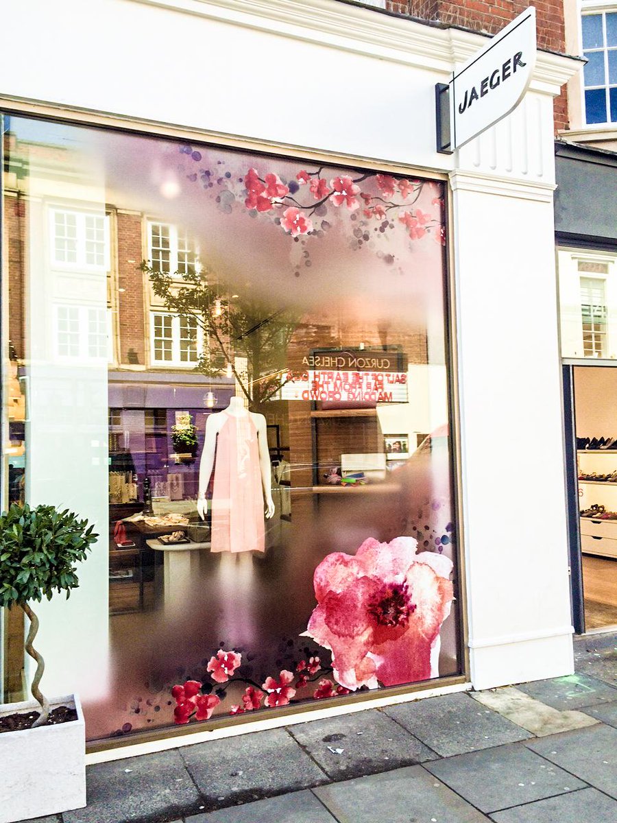 govisualltd's tweet photo. .@JaegerOfficial Kings Road windows, beautifully dressed in good time for this years Chelsea Flower Show (@The_RHS)! http://t.co/4e1CiSafXZ