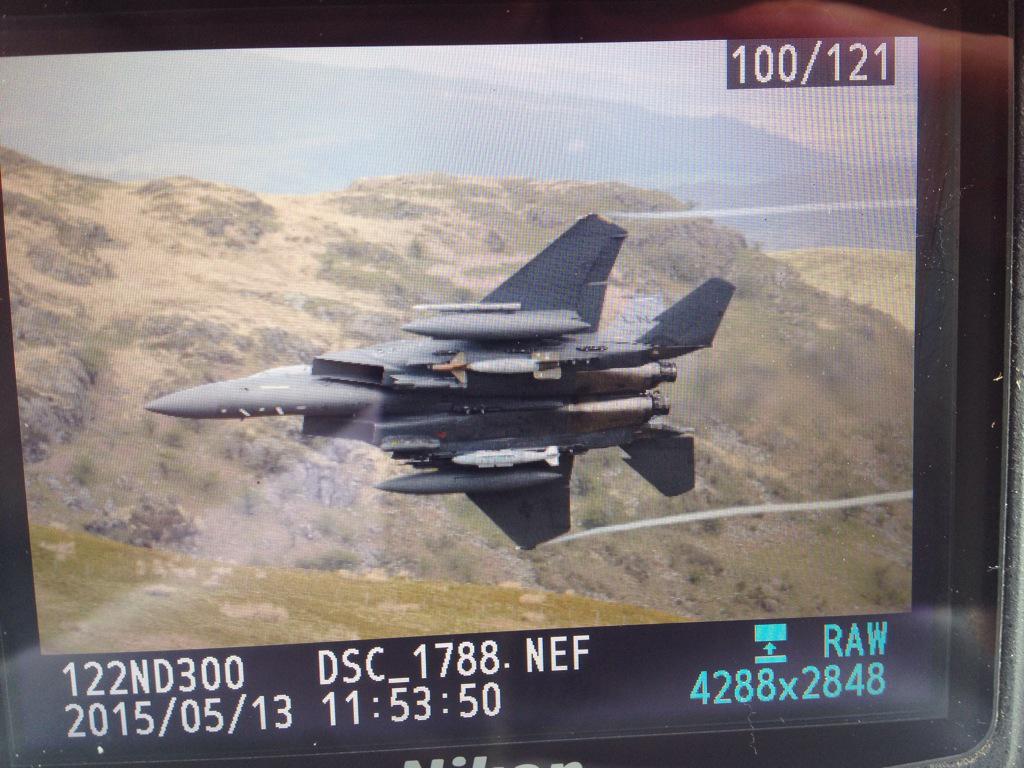 DuncanMonk's tweet photo. Eagles!!!! superb! #Eagle11 @48FighterWing #BOTCS #lowfly #LFA7 http://t.co/lm5mkxXbDZ