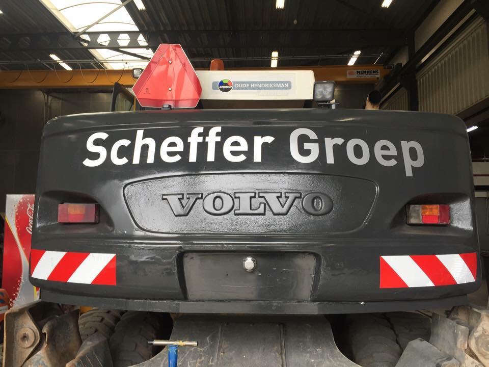 Halloreclame's tweet photo. Belettering bedrijfswagens SchefferGroep #Wezep

Gewoon omdat het kan! http://t.co/Kt5zu57NTw