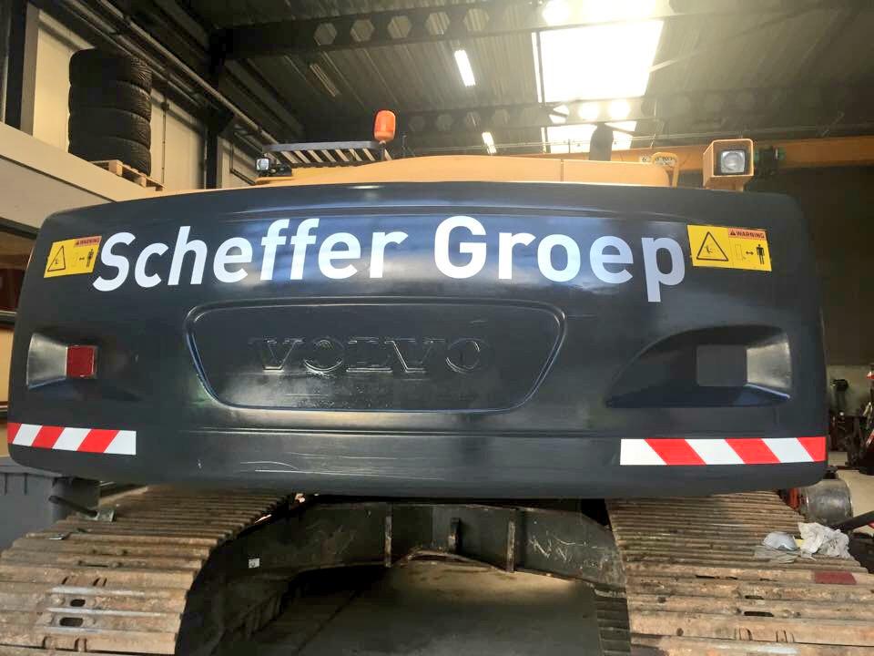 Halloreclame's tweet photo. Belettering bedrijfswagens SchefferGroep #Wezep

Gewoon omdat het kan! http://t.co/Kt5zu57NTw