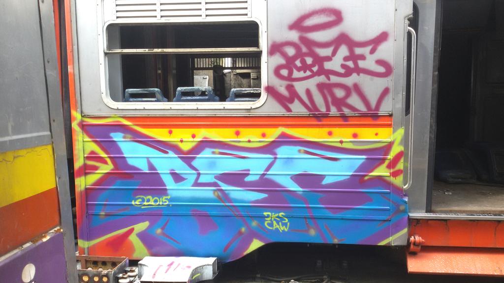 CrewJKS's tweet photo. Graffiti BEE JKS - CAW.
Simple &amp; tag for Murv JKS
#Graffiti #Bee #Bombing #Art #Train #StreetArt http://t.co/AVZrsoKQNG