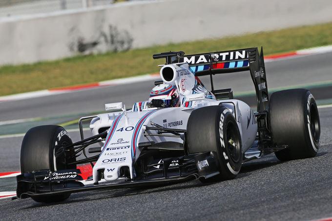 JunaidSamodien_'s tweet photo. Its @alexlynnracing in the @WilliamsRacing FW37 #F1TestingMagic (Via AMuS) http://t.co/1kduJlv8Wg