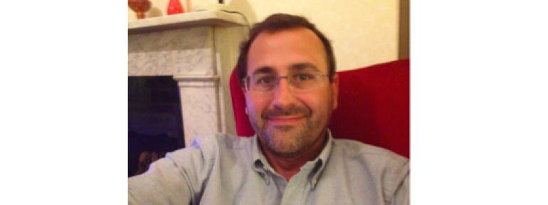 indaleciorector's tweet photo. "La #UGR se encuentra ahora en una encrucijada" Jesus Bobo en nuestro blog http://t.co/x4AeYdtD25 #UGRIn http://t.co/wqihYTUyti