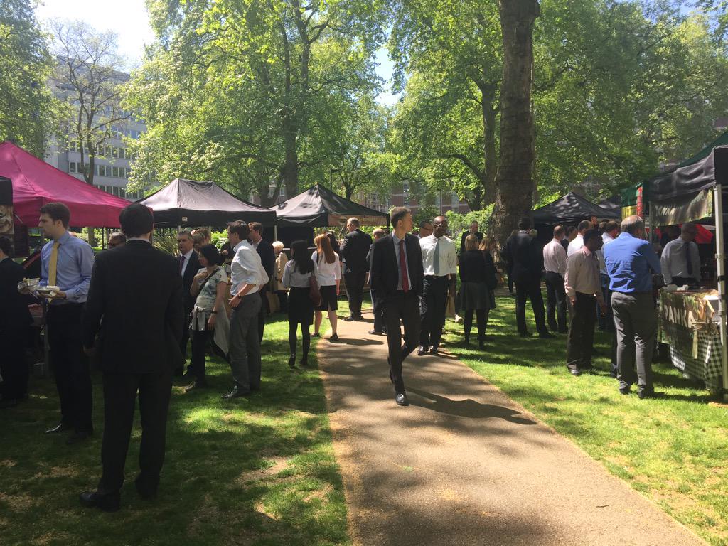 ShepherdsMkts's tweet photo. Just a couple more hours left. Don't miss out! @BakerStreetQ #PortmanSquare #streetfood #Streetisans http://t.co/782xOxH7yB