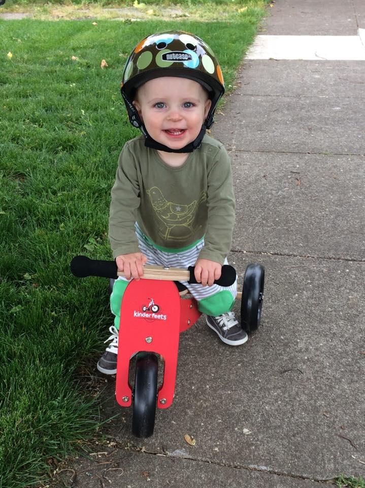 kinderfeets's tweet photo. Oh, the places you'll go... #cute #toddler #balancebike #tinytot #2in1 http://t.co/dvyBoeKkO6